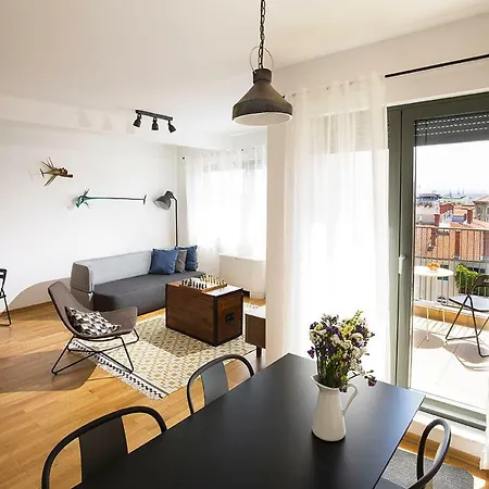 Crov Apartment *